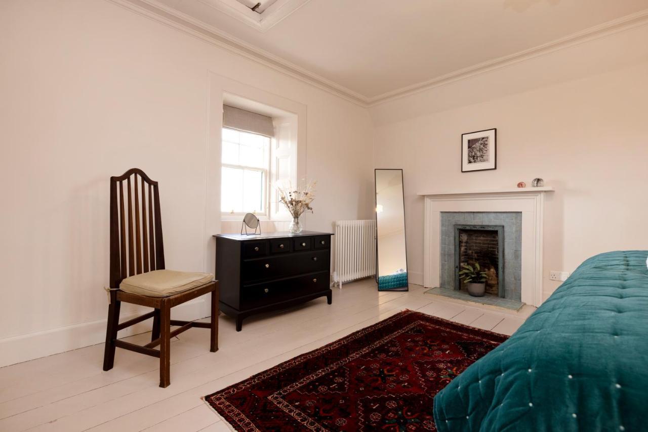 Joivy Observatory House & Apartment Единбург Екстериор снимка